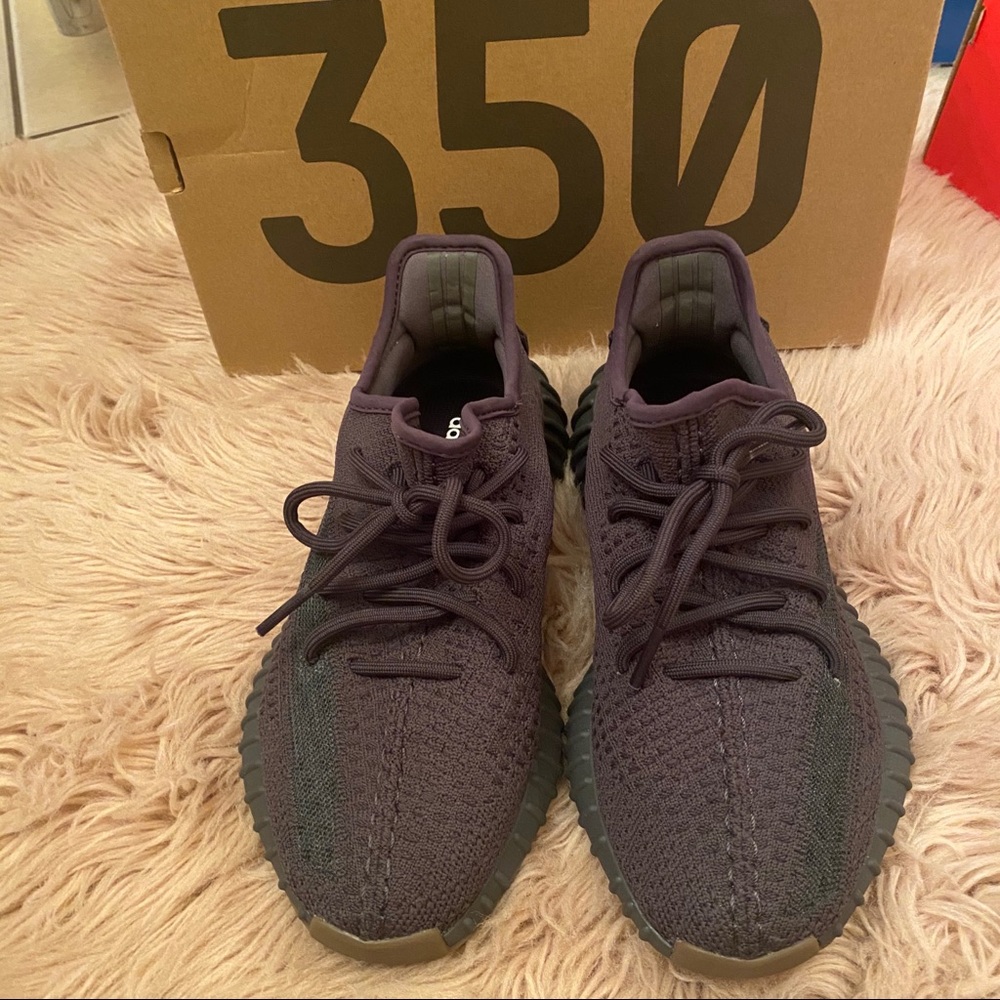 Yeezy Boost 350 V2 Cinder